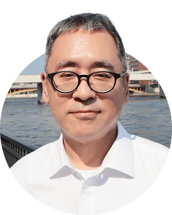 ロータス不動産代表 春日秀典の顔写真